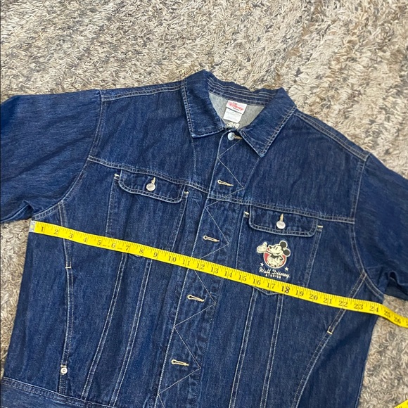 The Disney store Denim Jacket with Embroidery sz medium great condition Vintage - Picture 7 of 13